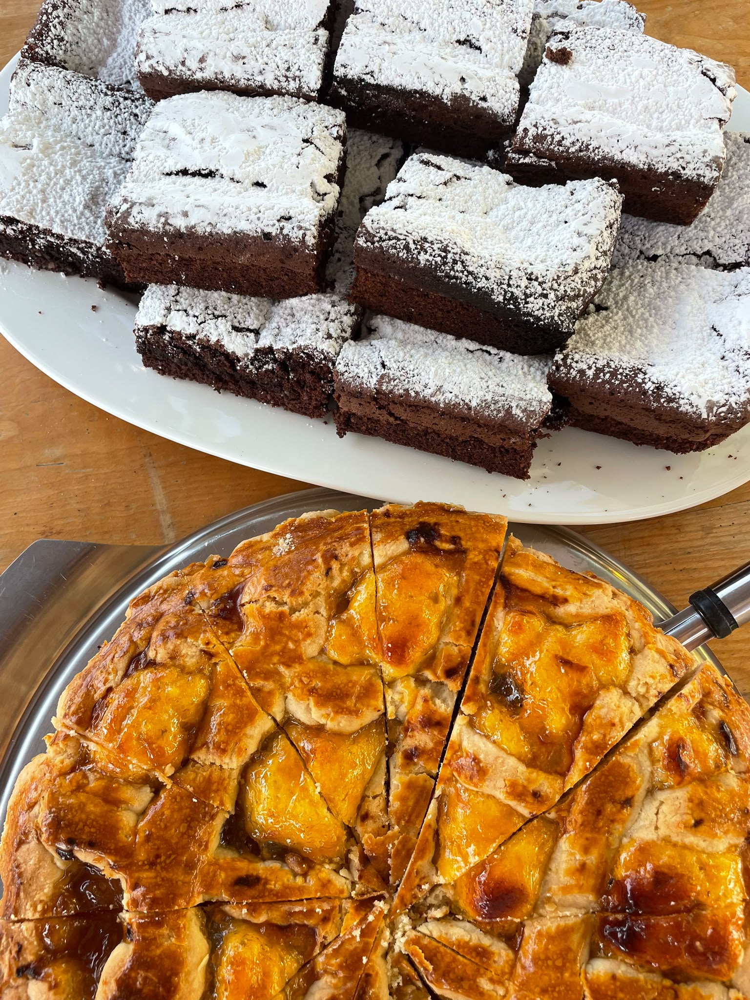 Hausgemachte Kuchen bei Kingston Café