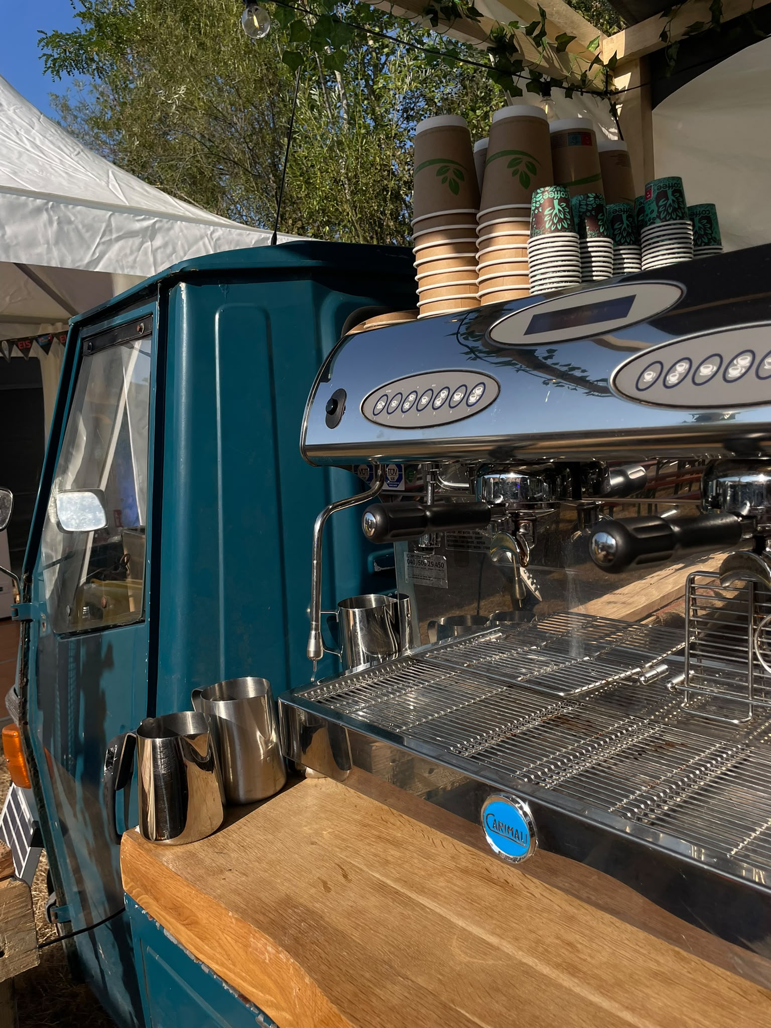 Espressomaschine in der mobilen Kaffeebar